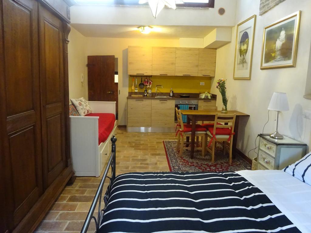 Torricini Skyline Bed and Breakfast Ουρμπίνο Εξωτερικό φωτογραφία
